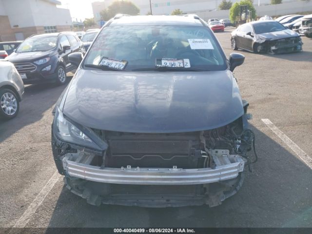2C4RC1DG2MR546144 Chrysler Voyager Lxi