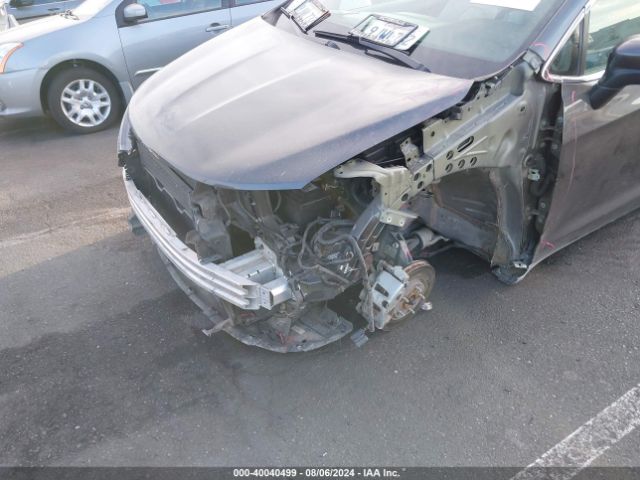 2C4RC1DG2MR546144 Chrysler Voyager Lxi