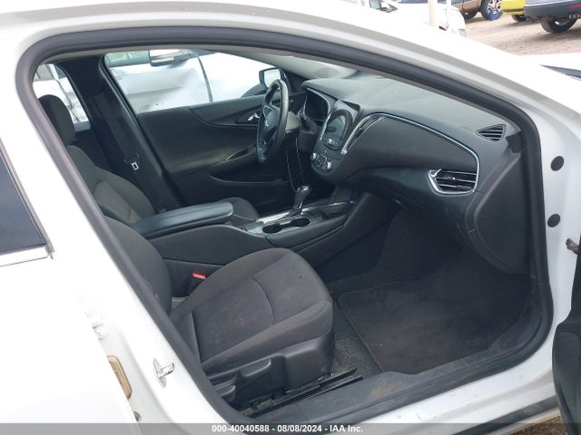1G1ZD5ST2JF112418 Chevrolet MALIBU LT
