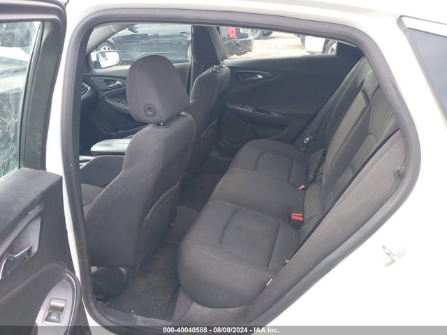 1G1ZD5ST2JF112418 Chevrolet MALIBU LT