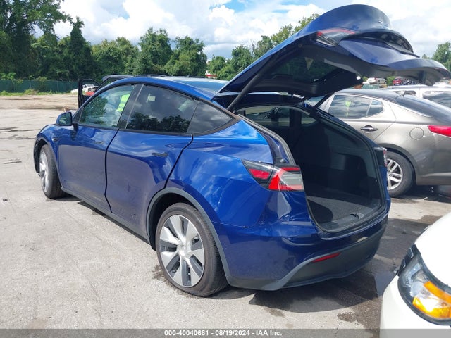 2020 TESLA MODEL Y 5YJYGDEE4LF046933 Photo 2