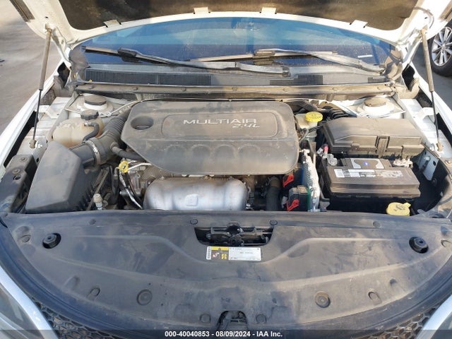 1C3CCCABXGN123473 Chrysler 200 Limited