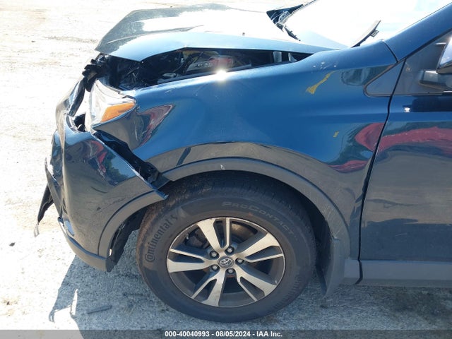 Toyota Rav4 Xle 2018 JTMRFREV6JJ726391 Image 20