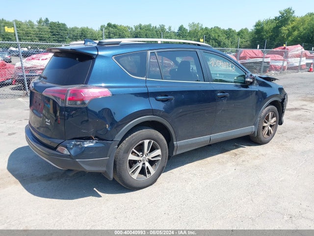 Toyota Rav4 Xle 2018 JTMRFREV6JJ726391 Image 4