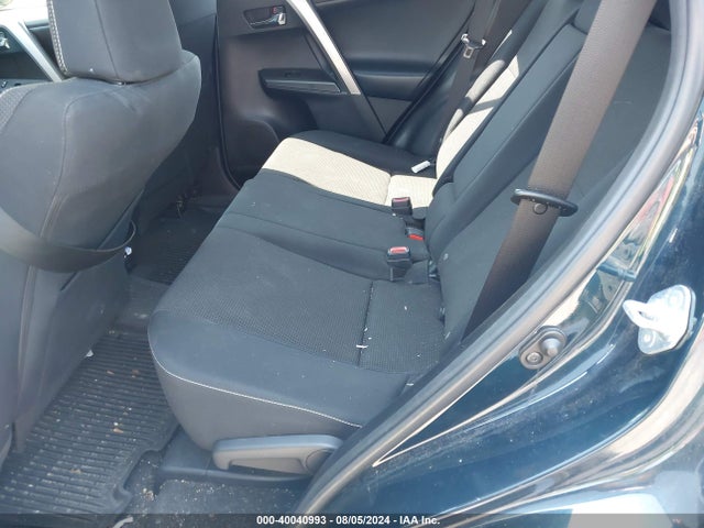 Toyota Rav4 Xle 2018 JTMRFREV6JJ726391 Image 8