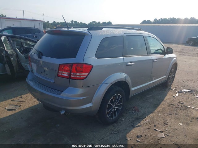 Продажа на аукционе авто 2018 Dodge Journey Se, vin: 3C4PDCAB5JT384768, номер лота: 40041005