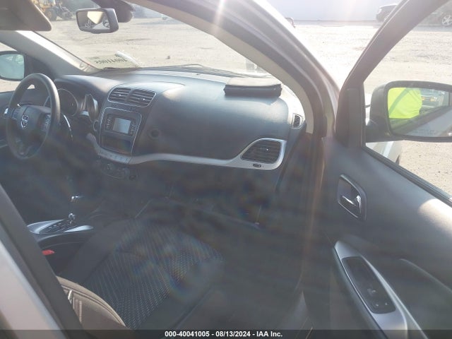 Продажа на аукционе авто 2018 Dodge Journey Se, vin: 3C4PDCAB5JT384768, номер лота: 40041005