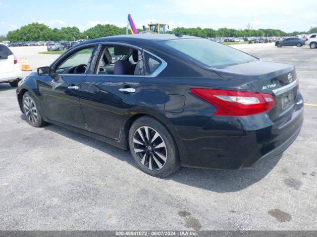 1N4AL3AP5JC123615 Nissan Altima 2.5 Sv