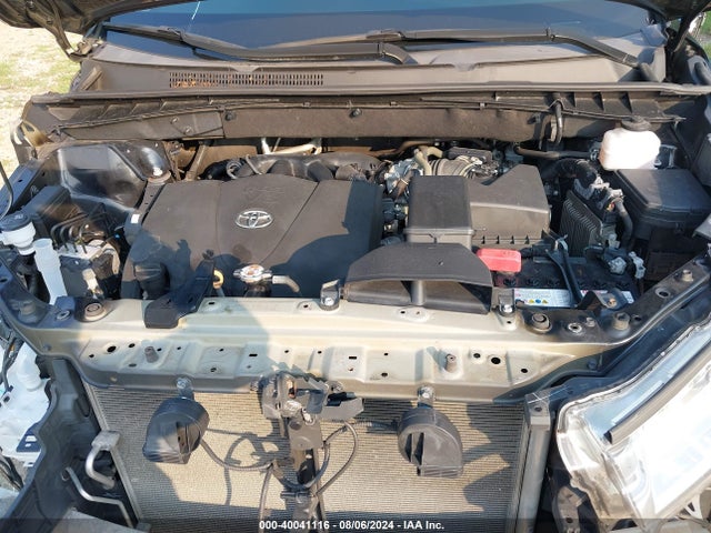Toyota Highlander Xle 2018 5TDJZRFH4JS554717 Image 10