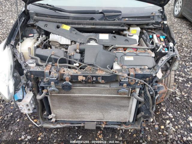 JTDKN3DU5F1921836 Toyota Prius Two