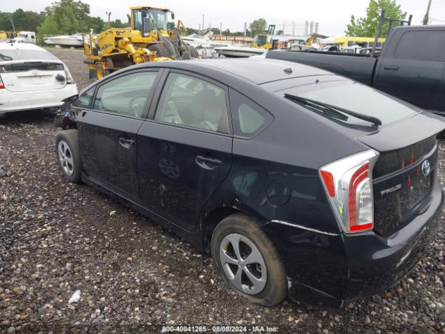 JTDKN3DU5F1921836 Toyota Prius Two
