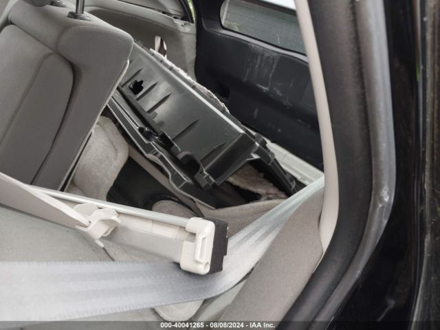 JTDKN3DU5F1921836 Toyota Prius Two