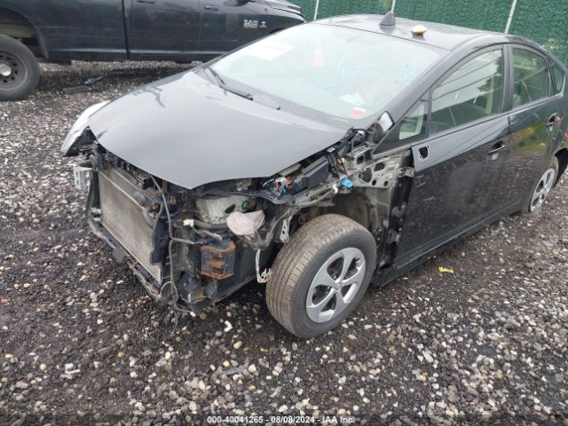 JTDKN3DU5F1921836 Toyota Prius Two