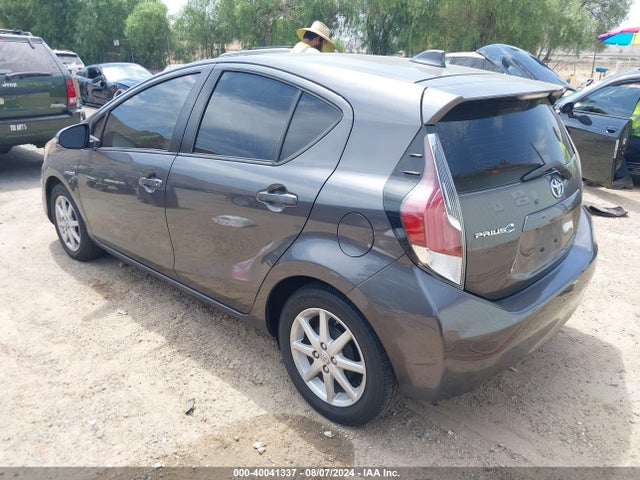 Toyota Prius C Four 2015 JTDKDTB33F1112705 Image 3