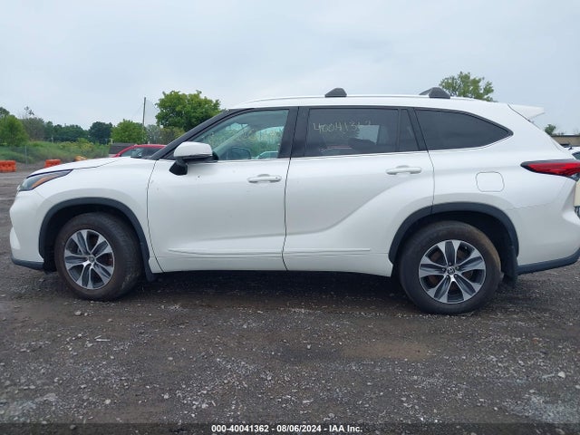 Toyota Highlander Xle 2021 5TDGZRBH5MS088848 Image 15