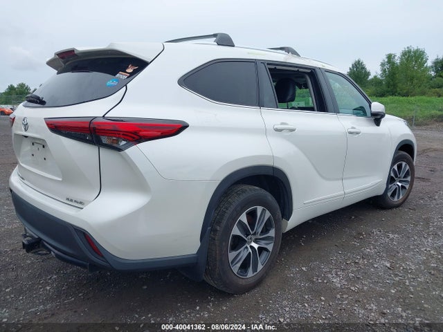 Toyota Highlander Xle 2021 5TDGZRBH5MS088848 Image 4