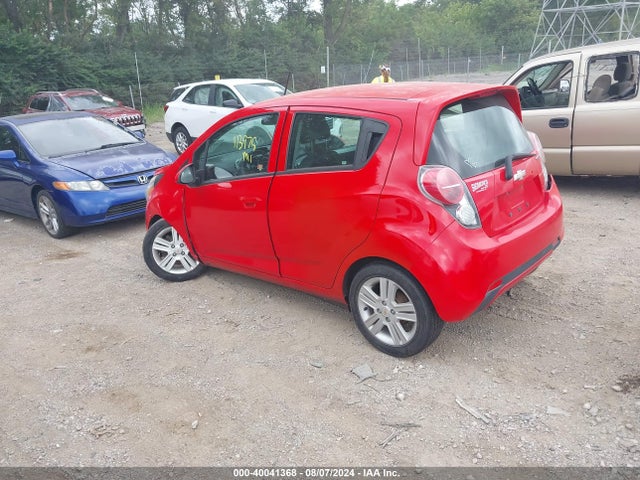 Chevrolet Spark 1lt Cvt 2015 KL8CD6S9XFC743880 Image 3