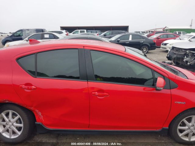 JTDKDTB37H1596168 Toyota Prius C One