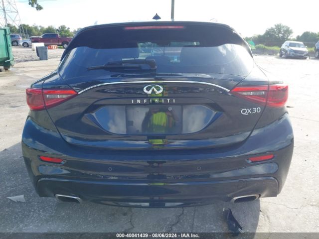 SJKCH5CP4JA048492 Infiniti Qx30 Premium