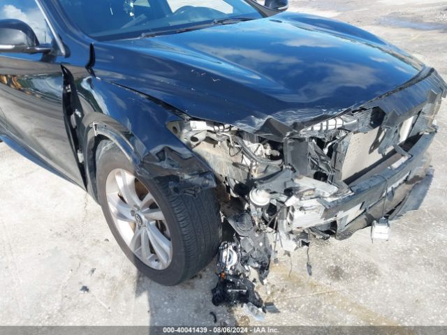 SJKCH5CP4JA048492 Infiniti Qx30 Premium