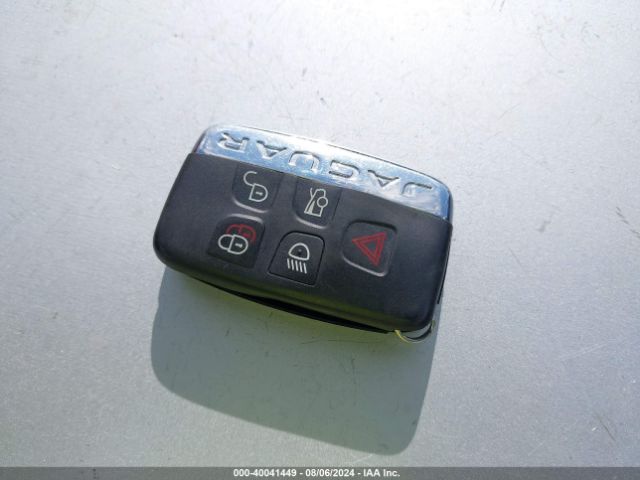 SAJWA6GLXEMK09810 Jaguar F-type V8 S