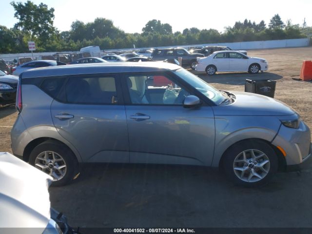 KNDJ23AU1P7867295 KIA SOUL LX