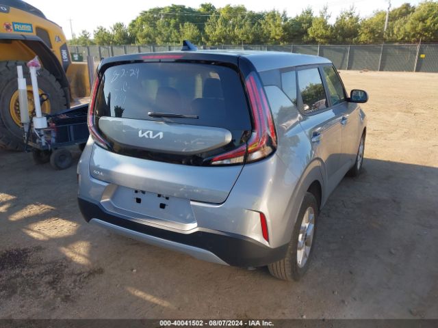 KNDJ23AU1P7867295 KIA SOUL LX