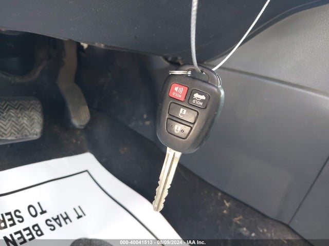 Toyota COROLLA LE 2017 2T1BURHE7HC839775 Image 11