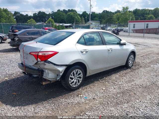 Toyota COROLLA LE 2017 2T1BURHE7HC839775 Image 4
