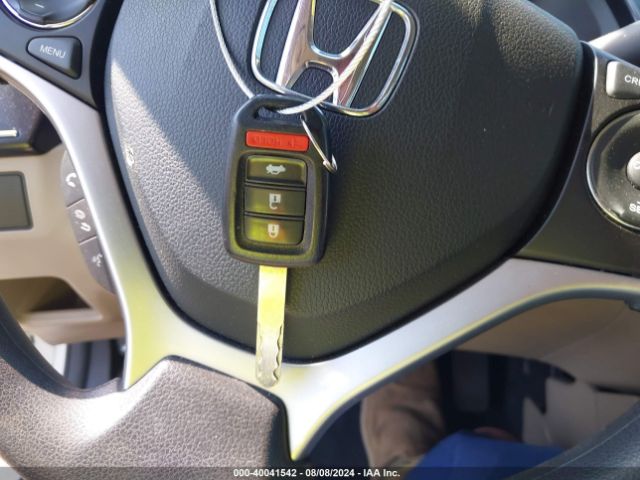2HGFB2F70FH563740 Honda CIVIC SE