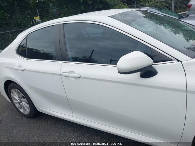 Toyota CAMRY LE 2021 4T1C11AK5MU467506 Image 13