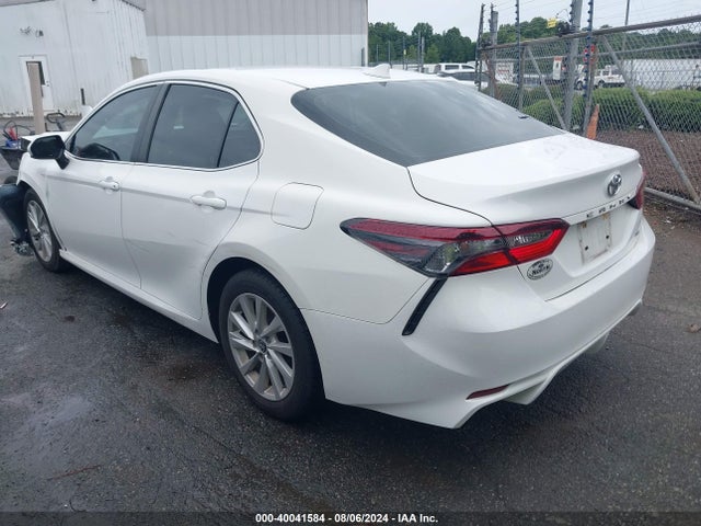Toyota CAMRY LE 2021 4T1C11AK5MU467506 Image 3