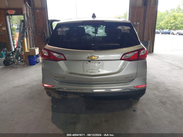 Chevrolet EQUINOX LT 2018 3GNAXSEV8JS571818 Image 15