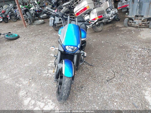 2022 SUZUKI VZR1800 JS1VY53A7N7100489 Photo 4