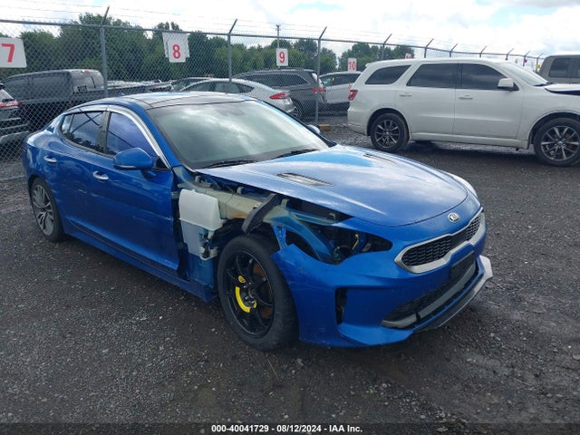 KIA Stinger Premium 2018 KNAE25LA4J6027473 Image 1