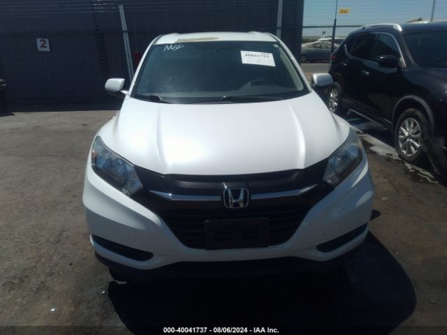 3CZRU5H31GM702076 Honda HR-V LX
