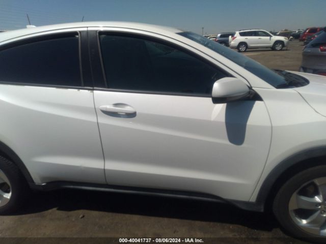 3CZRU5H31GM702076 Honda HR-V LX