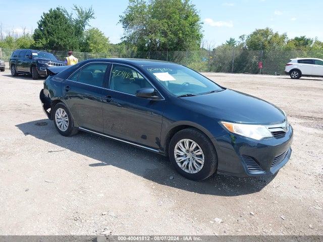 Toyota CAMRY LE 2014 4T4BF1FKXER418573 main image