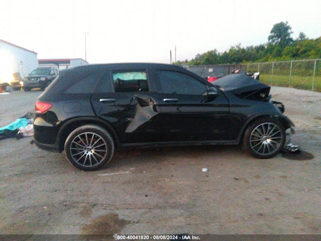 W1N0G8DB8MF996469 Mercedes-Benz Glc 300 Suv