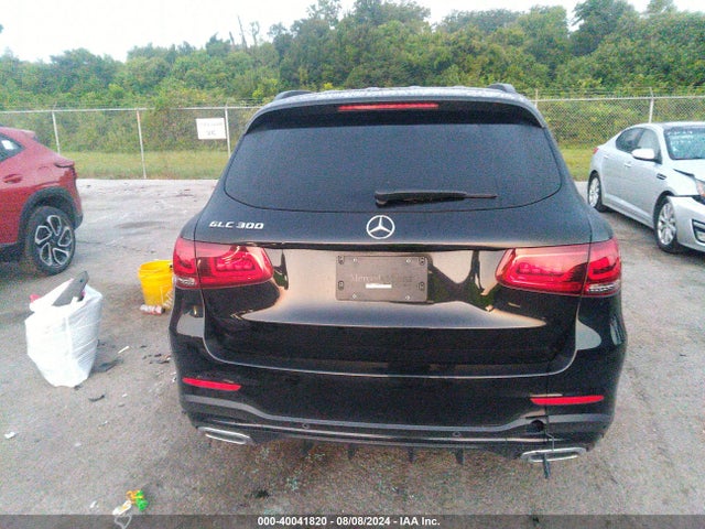 W1N0G8DB8MF996469 Mercedes-Benz Glc 300 Suv