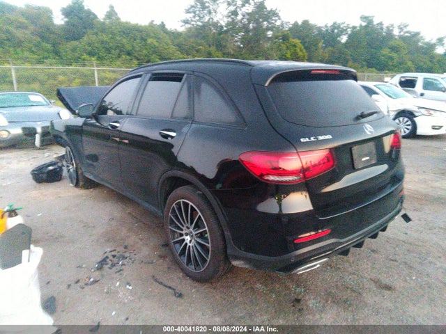 W1N0G8DB8MF996469 Mercedes-Benz Glc 300 Suv