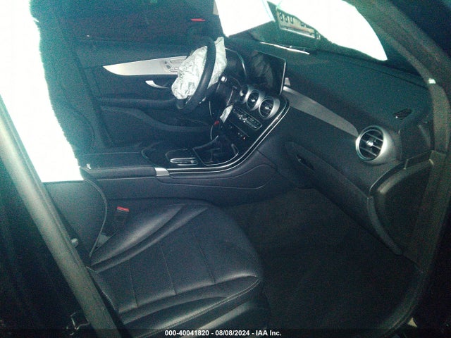 W1N0G8DB8MF996469 Mercedes-Benz Glc 300 Suv