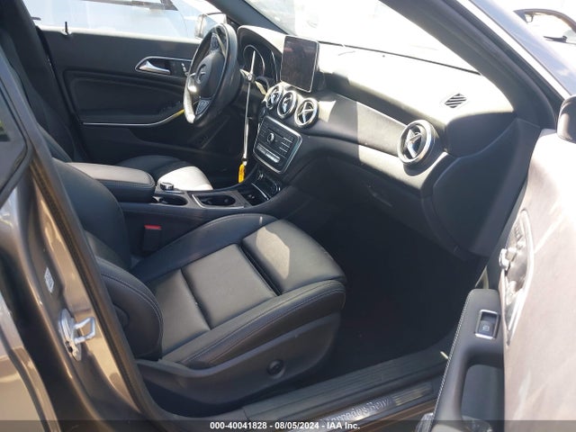 Mercedes-Benz CLA 250 2018 WDDSJ4EB5JN536878 Image 5