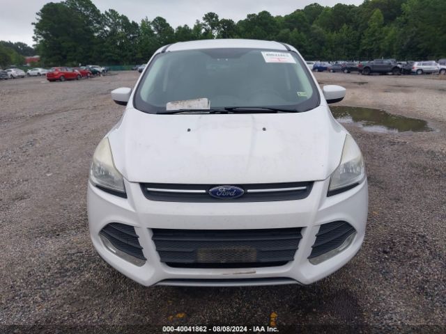 1FMCU0GX6GUA36200 Ford ESCAPE SE