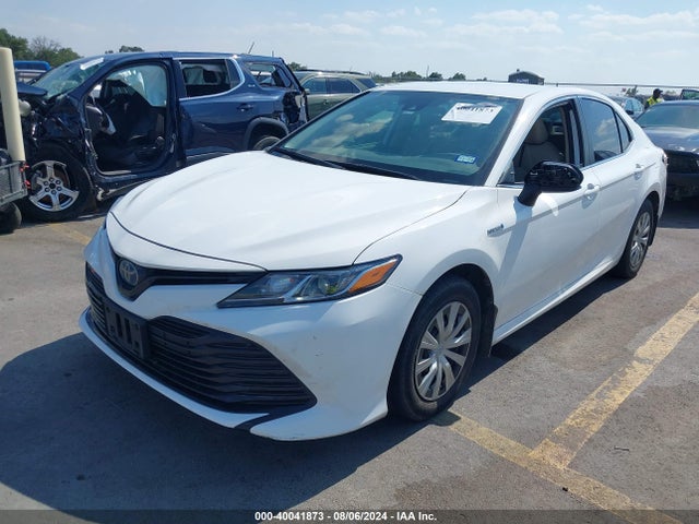Toyota Camry Le Hybrid 2020 4T1C31AK0LU541147 Image 2