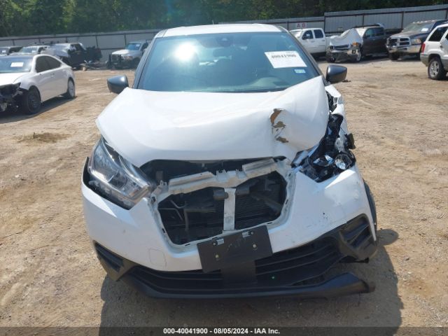 3N1CP5BV2LL570557 Nissan Kicks S Xtronic Cvt
