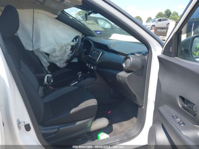 3N1CP5BV2LL570557 Nissan Kicks S Xtronic Cvt