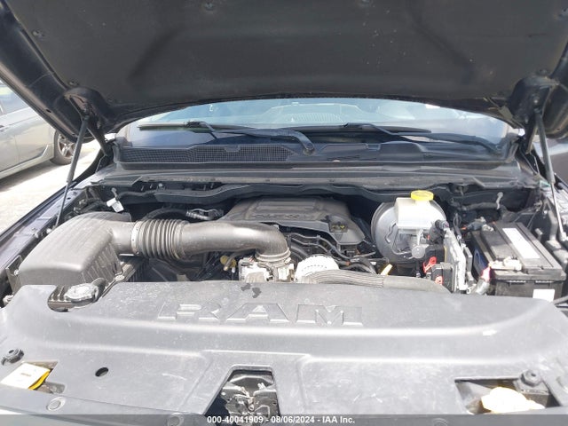 1C6SRFJT5KN537082 RAM 1500 Laramie  4x4 5'7 Box