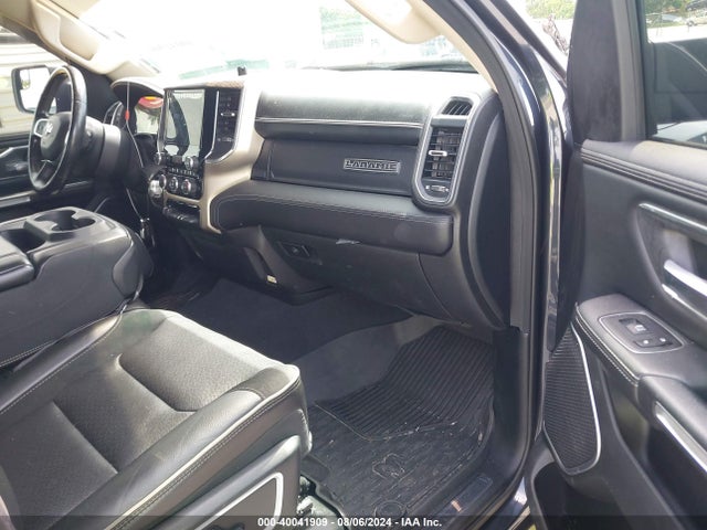 1C6SRFJT5KN537082 RAM 1500 Laramie  4x4 5'7 Box