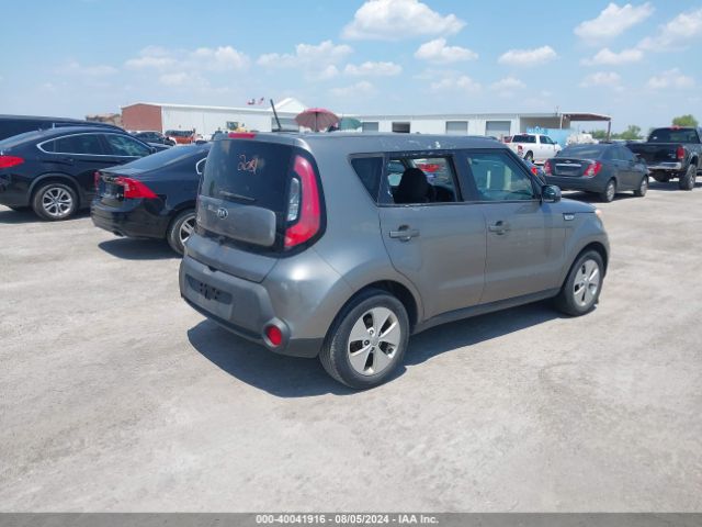 KNDJN2A25F7121706 KIA Soul